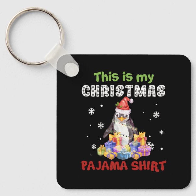 Pingvin Det här är min jul pyjamas skjorta Nyckelring (Framsida)