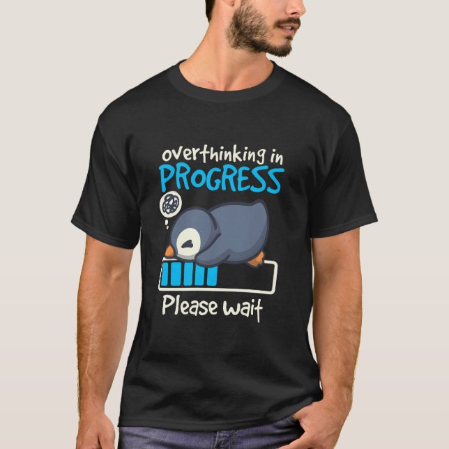 Pingvin överanalyserar pågår Låg batterinivå var v T Shirt (Framsida)