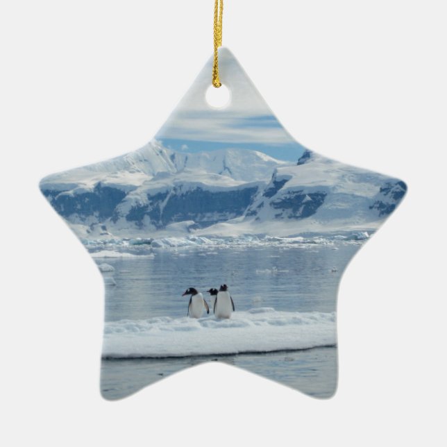 Pingvin på ett isberg julgransprydnad keramik (Framsidan)