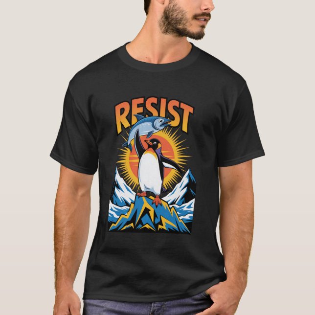 Pingviner protesterar mot tariffer Rolig pingvin T Shirt (Framsida)