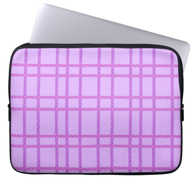 Pink and purple flower checkered pattern laptop fodral (Framsidan)