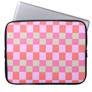 Pink and Sand Beige Retro Checkerboard Pattern Laptop Fodral