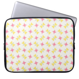 Pink and yellow pinwheel floral pattern laptop fodral