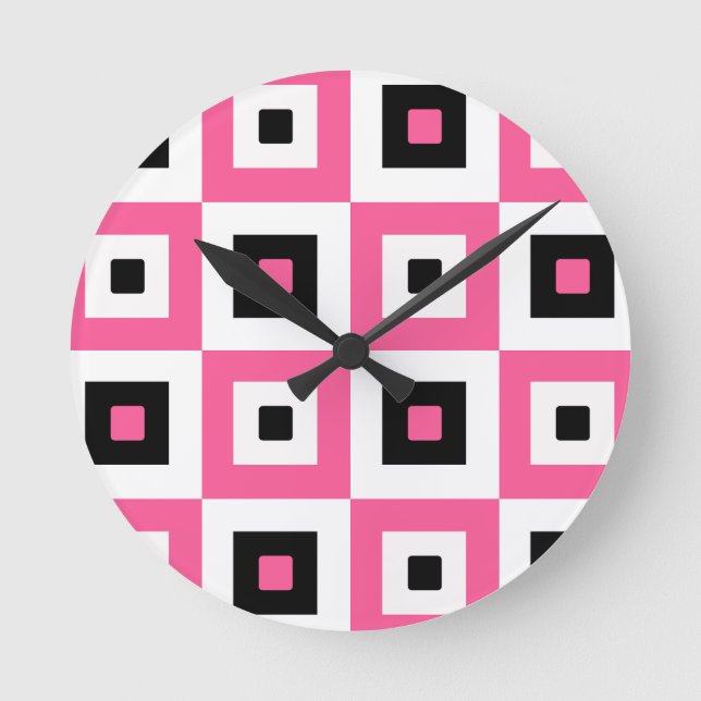 Pink Black and White Checkered Squares Pattern Rund Klocka (Framsida)