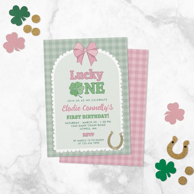 Pink Bow Horseshoe Clover Lucky One Birthday Inbjudningar (Skapare uppladdad)
