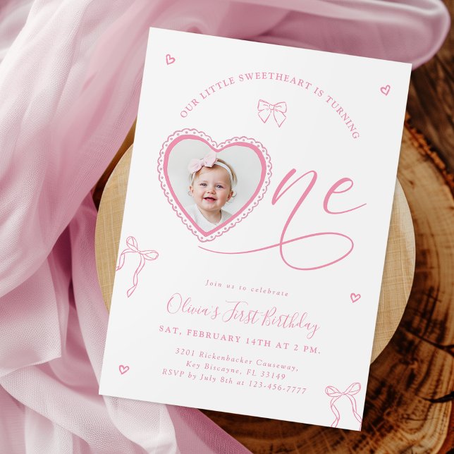 Pink Bow Sweetheart First Birthday Invitation Inbjudningar (Skapare uppladdad)