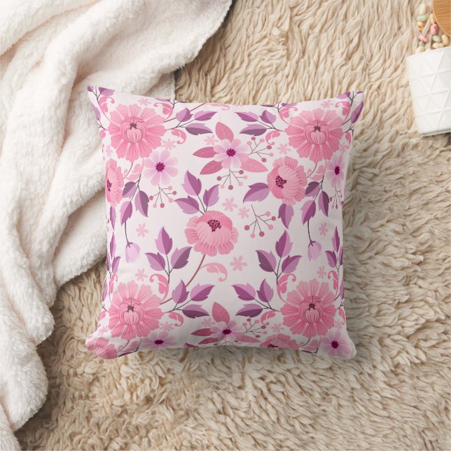 Pink Floral Pattern  with Elegant Blossoms Kudde (Filt)