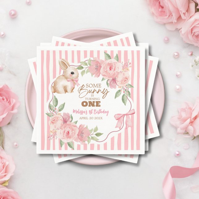 Pink Floral Some Bunny Turning One Birthday Party  Pappersservett (Skapare uppladdad)