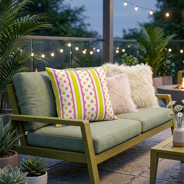 Pink Floral Stripe Pillow Kudde (Skapare uppladdad)