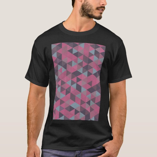 Pink geometric triangles t shirt (Framsida)