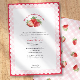 Pink Gingham Strawberry Berry Sweet Baby Shower Inbjudningar