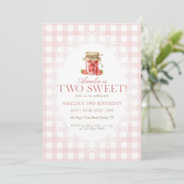 Pink Gingham Two Sweet Strawberry Birthday Inbjudningar