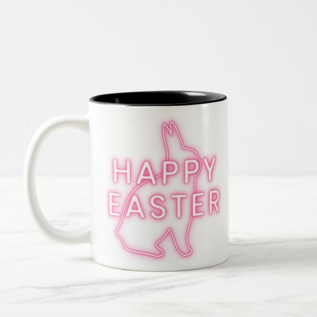 Pink happy Easter sign with bunny neon light trans Två-Tonad Mugg (Vänster)