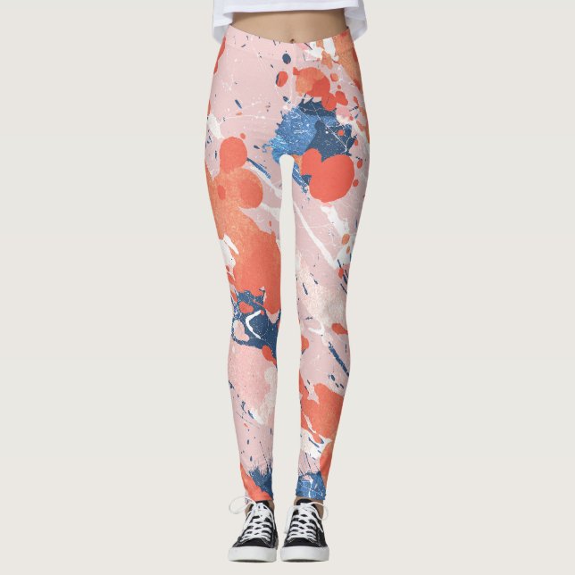 Pink ink strokes in marble rock leggings (Framsida)