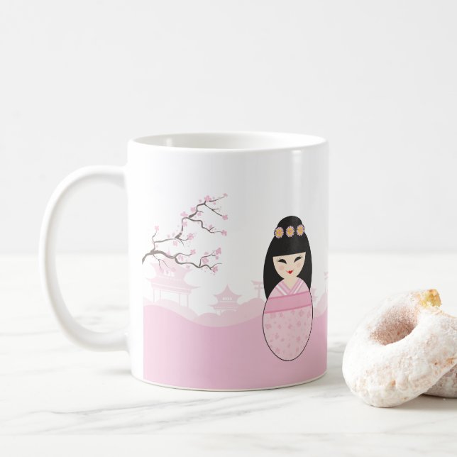 Pink Kokeshi Doll Design Kaffemugg (Med munk)