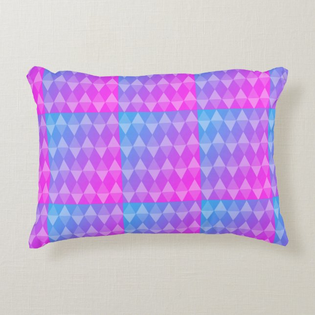 Pink, Purple, Blue Diamond Pattern Prydnadskudde (Framsidan)