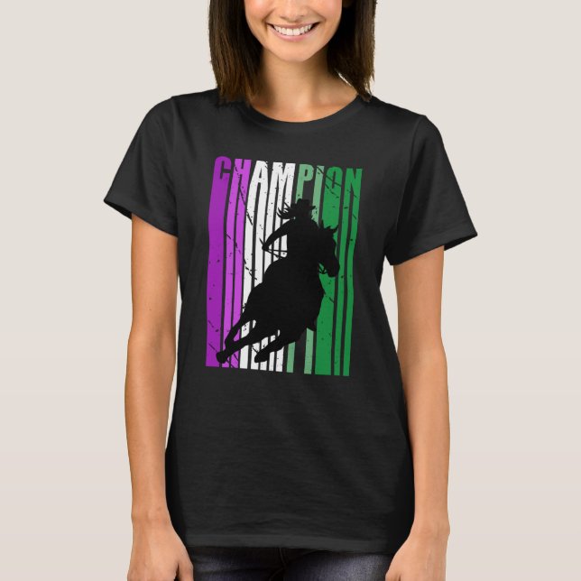 Pink Rodeo Champion Cowgirl on Horse Barrel Racing T Shirt (Framsida)
