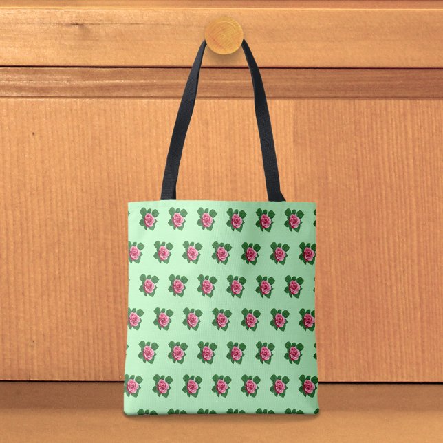 Pink Rose Seamless Pattern on Light Green Tote Bag Tygkasse (Light green tote bag with seamless pattern of a pink rose)