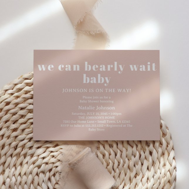 Pink Sandstone Typography Bearly Wait Baby Shower Inbjudningar (Skapare uppladdad)