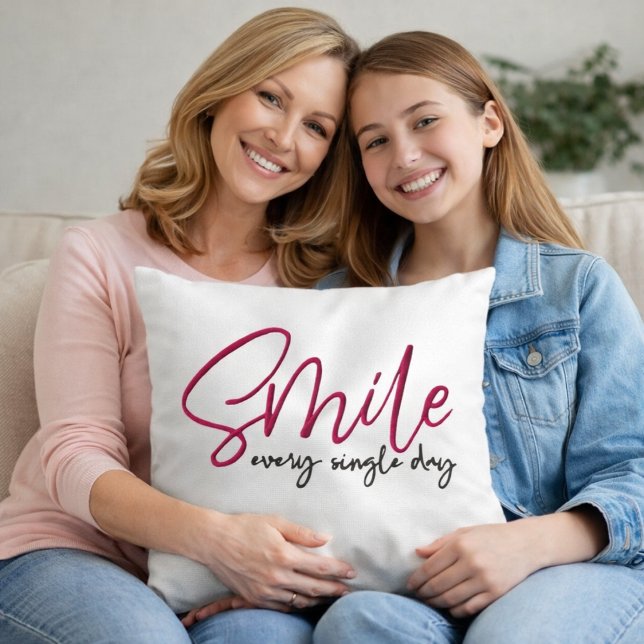 Pink Script Silver Glam Motivational Throw Pillow Kudde (Skapare uppladdad)