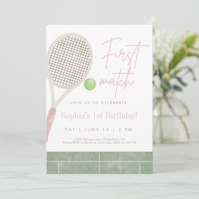 Pink Tennis First Birthday Party Invitation Tack Kort (Stående Fram)