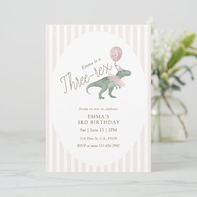 Pink Three Rex Dinosaur Third Birthday Invitation Inbjudningar (Stående Fram)