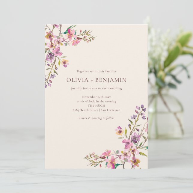 Pinker Purpur Fria Blommor Boho Bröllop Inbjudningar (Stående Fram)
