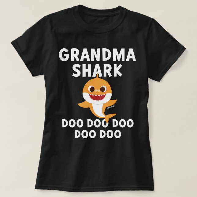 Pinkfong Grandma Shark Officiell Sweat T Shirt (Design framsida)