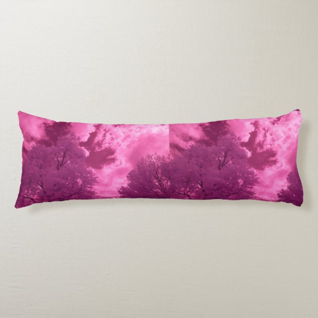 Pinkish Hues InfrRED Cloud Kroppskudde (Framsidan)