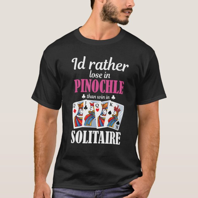 Pinochle Player Gift Pinochle Vs Solitaire-kort T Shirt (Framsida)
