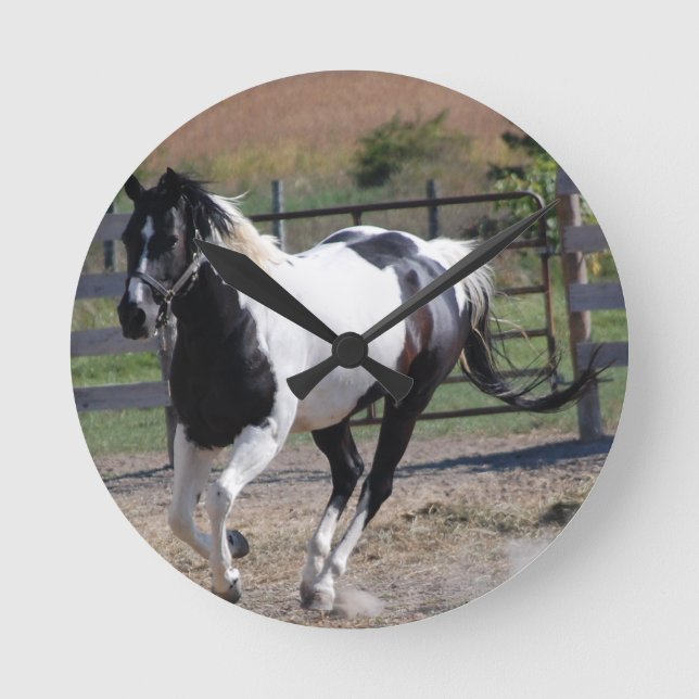 Pinto Paint Horse Rund Klocka (Framsida)
