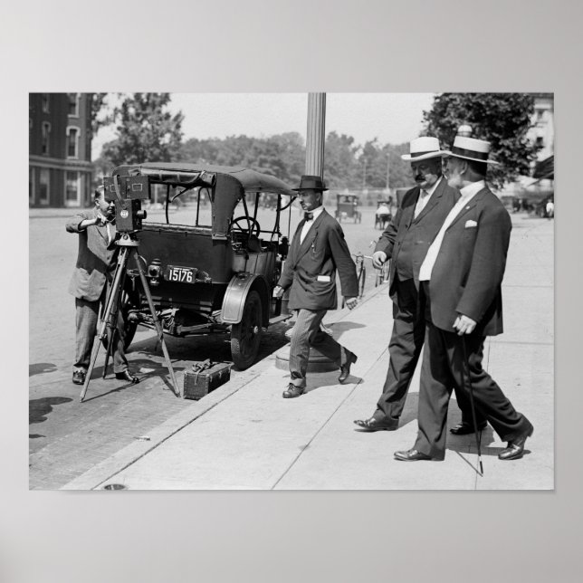 Pioneer Paparazzi, 1914 Poster (Framsidan)