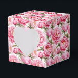 Piontryck Festsatslåda Presentaskar<br><div class="desc">Favorslådan visas med ett vackert rosa pioner blommönster. 
Anpassa denna vara eller köp som den är.
Tips: Lägg bara till dina fantastiska godsaker och lägg till lite festlig band.



Licensierad bild</div>