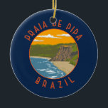 Pipa Beach Brazil Travel Art Vintage Julgransprydnad Keramik<br><div class="desc">Pipa Beach i vektorteckningen stil. Pipa Beach är en av Brasiliens mest berömd stränder. Bredvid staden Natal,  huvudstaden Rio Grande do Norte.</div>