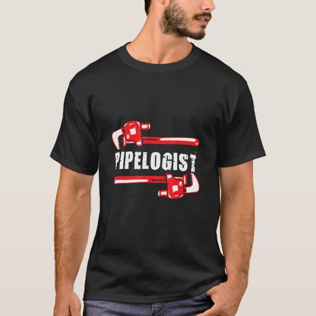 Pipelogist Plumber Pipefitter Expert RVP T Shirt (Framsida)