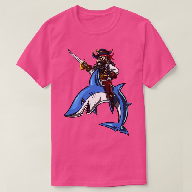 Pirat Captin Riding Ocean T Shirt (Design framsida)