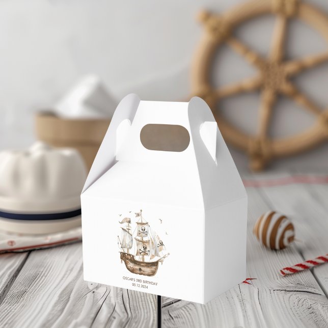 Pirat Frakt Brown Nautical Themme Birthday Presentaskar (Skapare uppladdad)