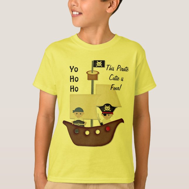 Pirat Frakt Treasure Fjärde födelsedag Tee (Framsida)
