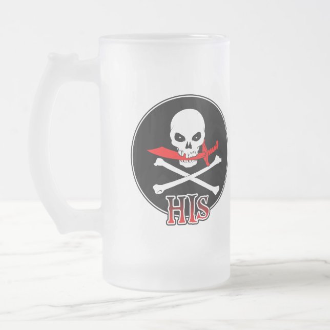 Pirat Hans Frostat Ölglas (Vänster)
