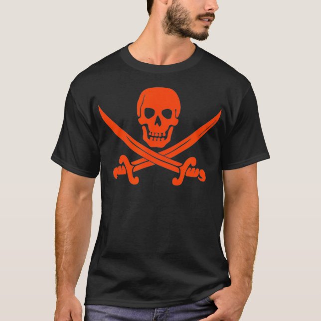 Pirat med skullsvärd t shirt (Framsida)