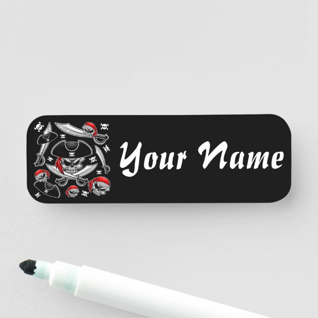 Pirat Skull med korsad Sabers Namnbricka (På plats)