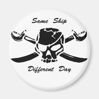 Pirater Jolly Roger Samma Frakt annan dag Magnet
