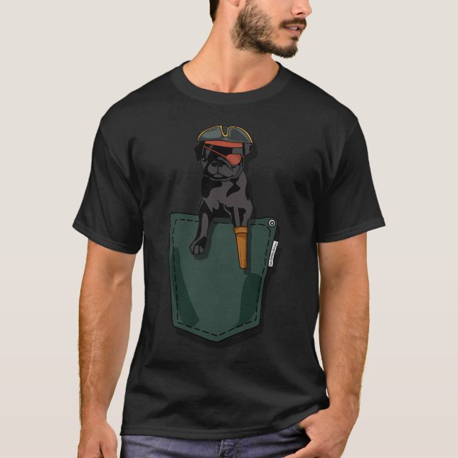 Piratpuggen i fickan t shirt (Framsida)