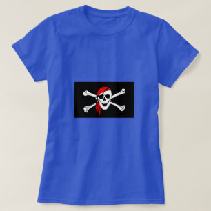 Piratskalle och Crossbones med den röda bandanaen T Shirt
