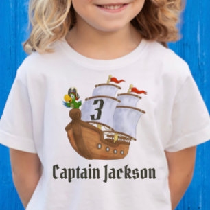 Piratskepps födelsedagsnamn & ålder t shirt