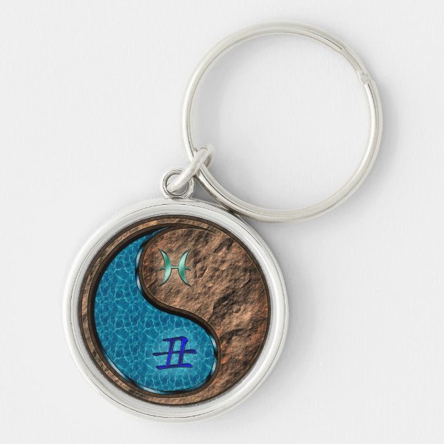 Pisces & Earth Ox Rund Silverfärgad Nyckelring (Framsidan)