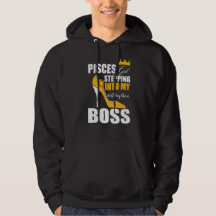 Pisces Girl som åker in på min födelsedag som en C Hoodie