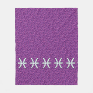 Pisces Zodiac-tecken på Rosa Digital Camo Fleecefilt