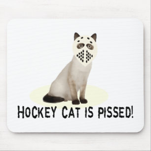 Pissad hockeykatt musmatta