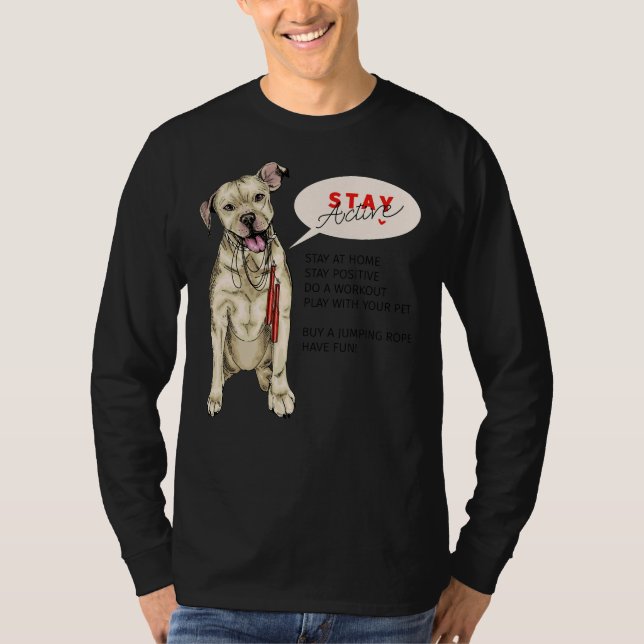 Pit Bull Dog Sits with Jumping Rope Stanna hemma T Shirt (Framsida)